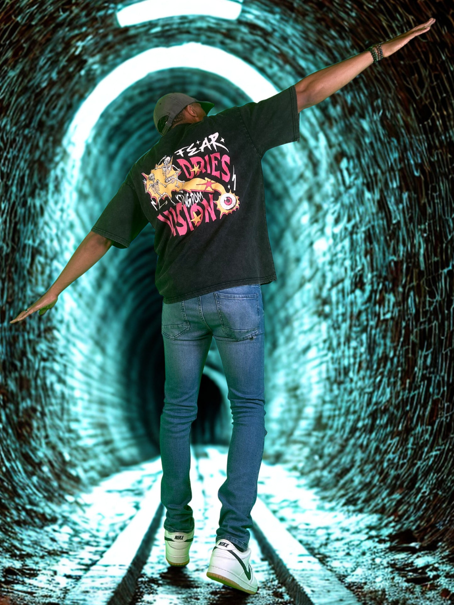 FTS-Fear Dries Kingdom Vision Oversize Black Snow Washed Graphic T-Shirt